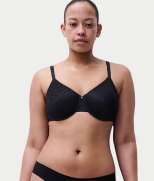Magique Back Smoothing Minimizer Bra: undefined