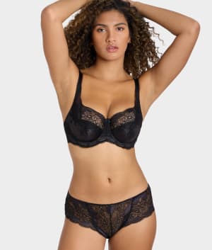 Clara Brazilian Brief: undefined