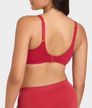 Regina Red