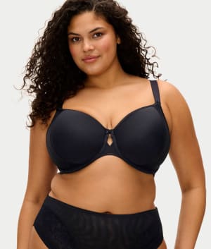 Nerina Spacer T-Shirt Bra: undefined