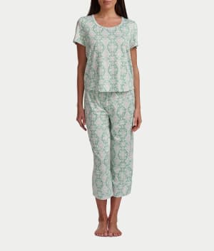 KN Cool Scoop Neck Tee Knit Capri Pajama Set: undefined