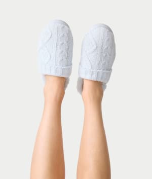 Chenille Cable Knit Slippers: undefined