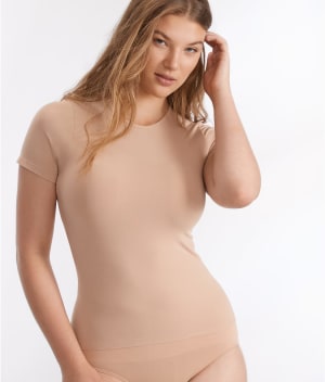 The Smoothing Seamless T-Shirt: undefined