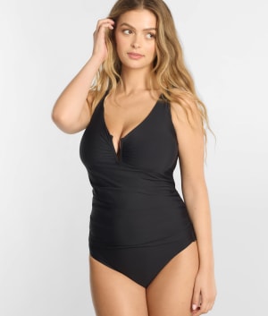 V Front Underwire Tankini Top: undefined