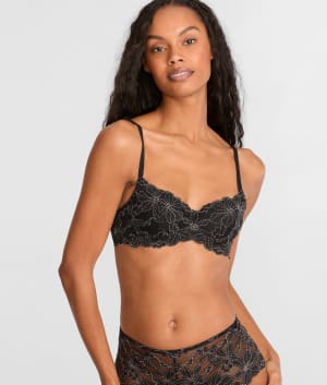 Feeling Famous Balconette Bra: undefined