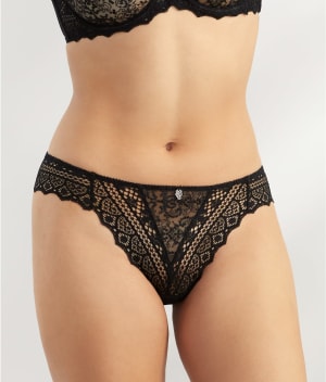 Cassiopee Thong: undefined