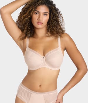 Fusion Side Support Bra: undefined