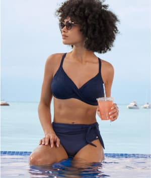 Ottawa Plunge Bikini Top: undefined