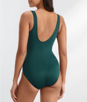 Nova Green