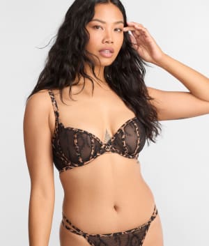 India Leopard Embroidery Bra: undefined