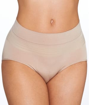 No Pinching. No Problem. Seamless Brief: undefined